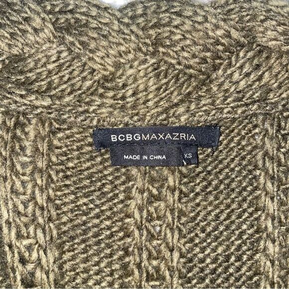 BCBG Maxaria olive green sleeveless heavy woven 3 button up cardigan SZ XS - Picture 9 of 11